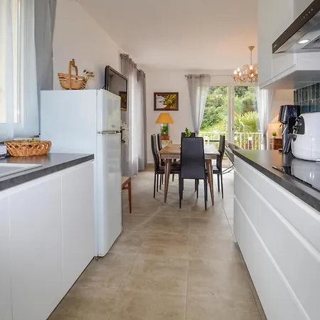Awesome Home In San-Giuliano *