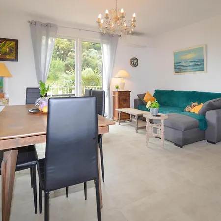 Awesome Home In San-Giuliano