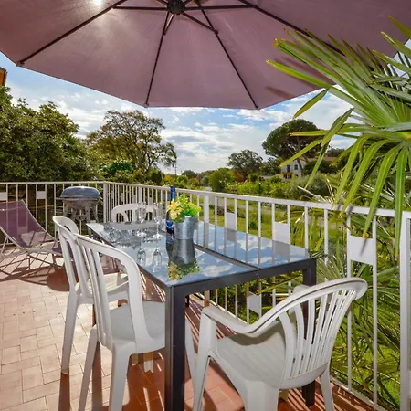 Awesome Home In San-Giuliano Dom wakacyjny *