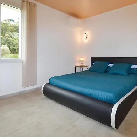 2 Bedroom Beautiful In * San-Giuliano
