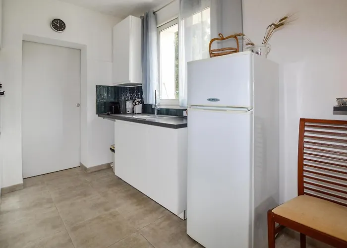 2 Bedroom Stunning In